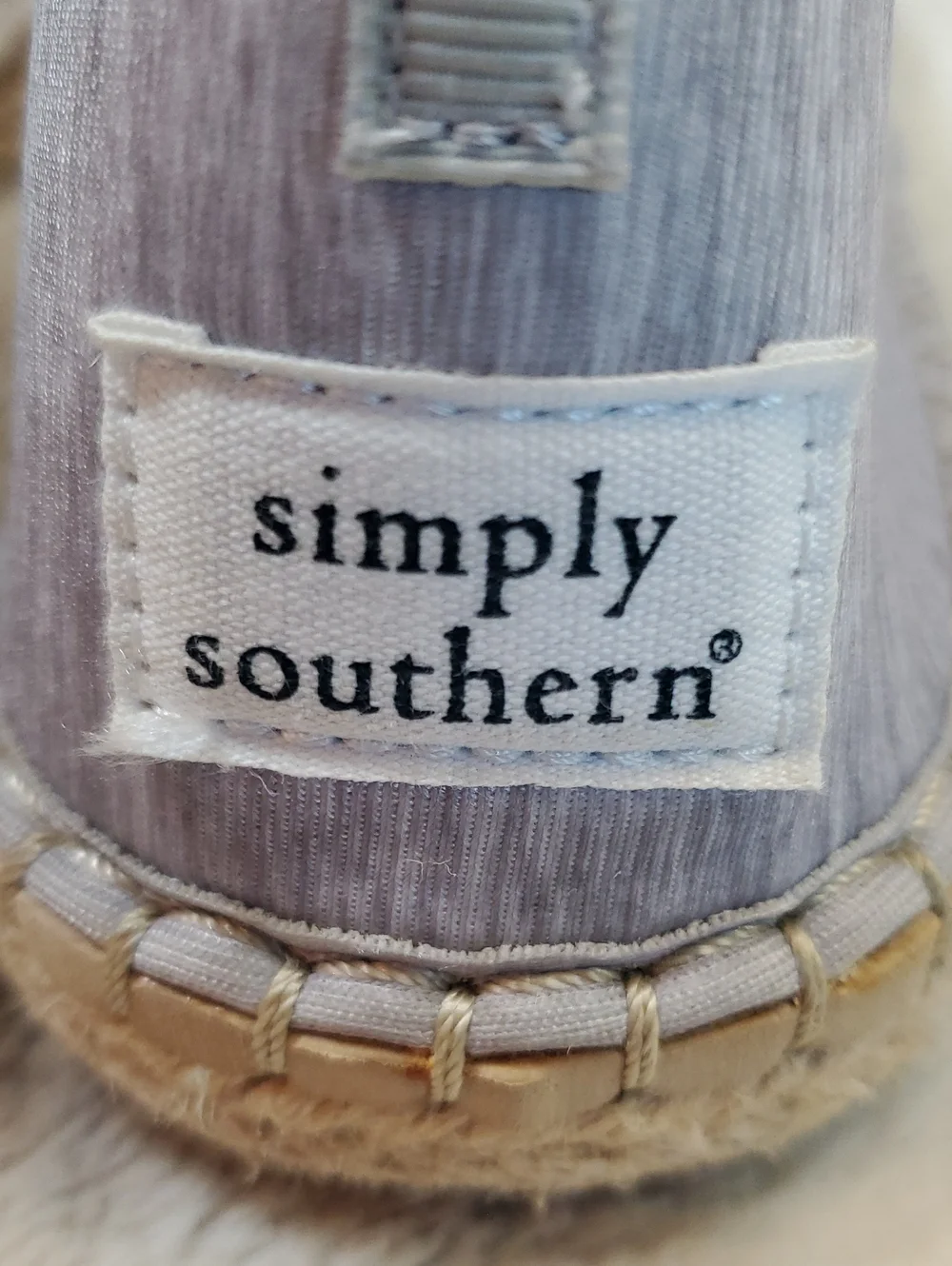 Simply Southern Heather Gray Slip-On Espadrilles W/ A Rope Midsole. 6